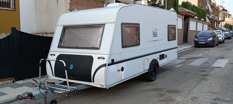 En venta Knaus Sport 450 KU 2005 Blanco 2005 Granada foto 2