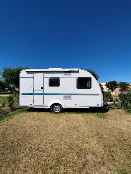 En venta Adria Aviva 400dk Blanco 2023 Barcelona foto 1