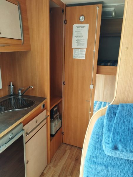 En venta Challenger Ford Transit Challenger génesis 43  Blanco 2009 Barcelona foto 2