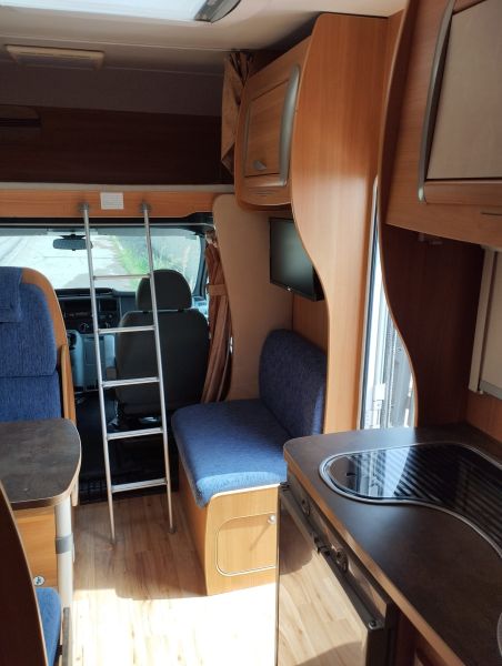 En venta Challenger Ford Transit Challenger génesis 43  Blanco 2009 Barcelona foto 9