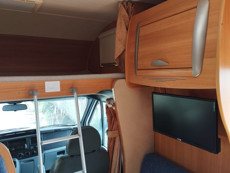 En venta Challenger Ford Transit Challenger génesis 43  Blanco 2009 Barcelona foto 13