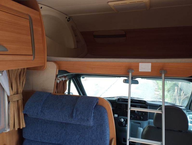 En venta Challenger Ford Transit Challenger génesis 43  Blanco 2009 Barcelona foto 14