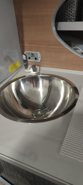 En venta Caretta 1500 Blanco 2024 Barcelona foto 7