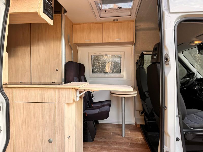 En venta Iveco Daily Camper Blanco 2023 Granada foto 10