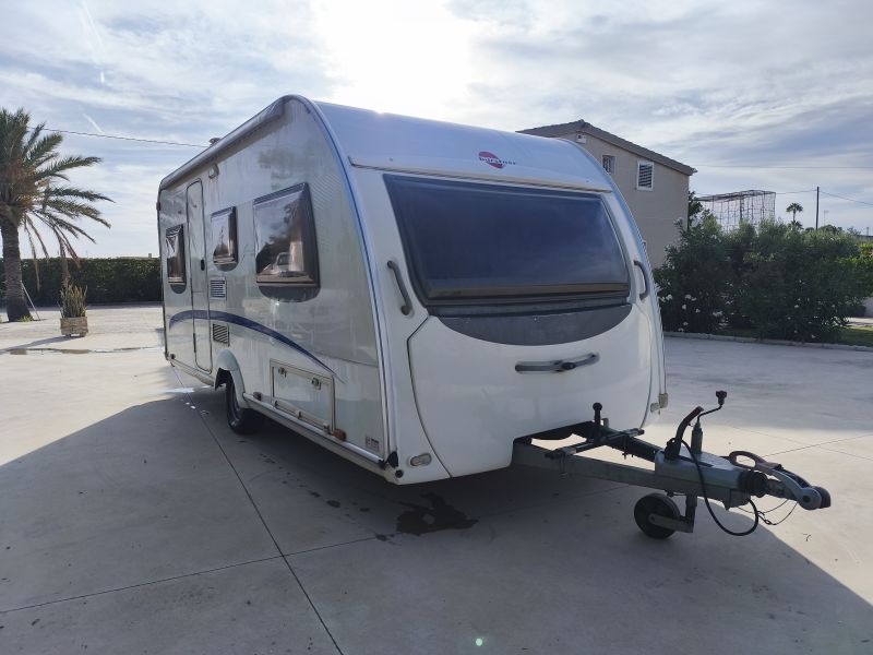 En venta Bürstner Belcanto 435TS Blanco 2006 Alicante foto 1