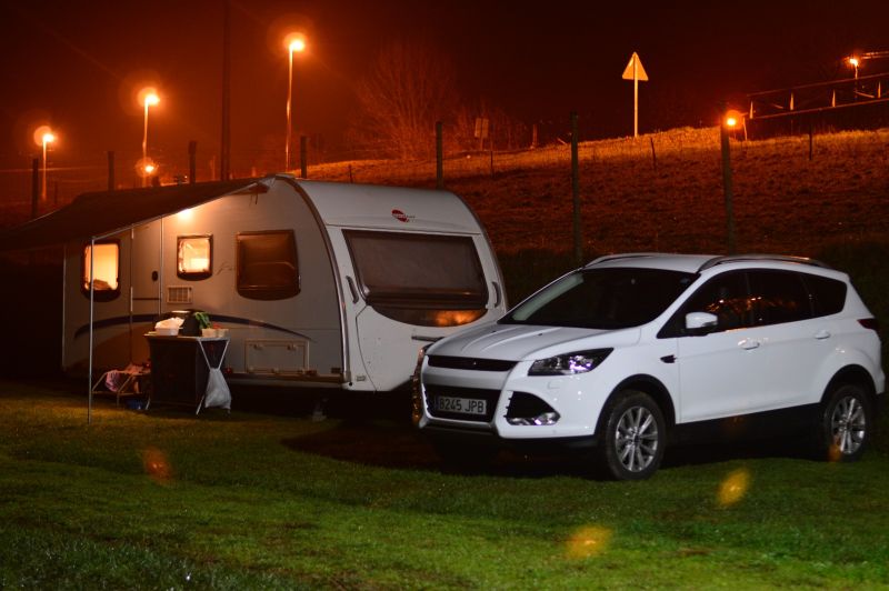 En venta Bürstner Belcanto 435TS Blanco 2006 Alicante foto 3