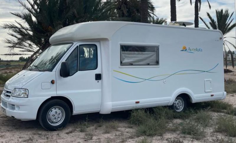 En venta Pilote P650 Blanco 2005 Barcelona foto 1