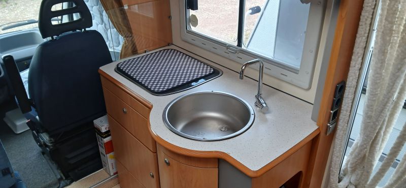 En venta Pilote P650 Blanco 2005 Barcelona foto 9