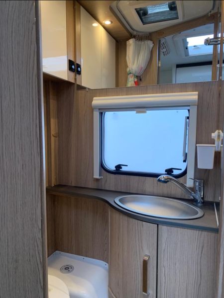 En venta Bürstner Averso plus 510 TK Blanco 2018 Barcelona foto 3