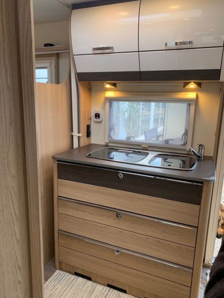 En venta Bürstner Averso plus 510 TK Blanco 2018 Barcelona foto 5