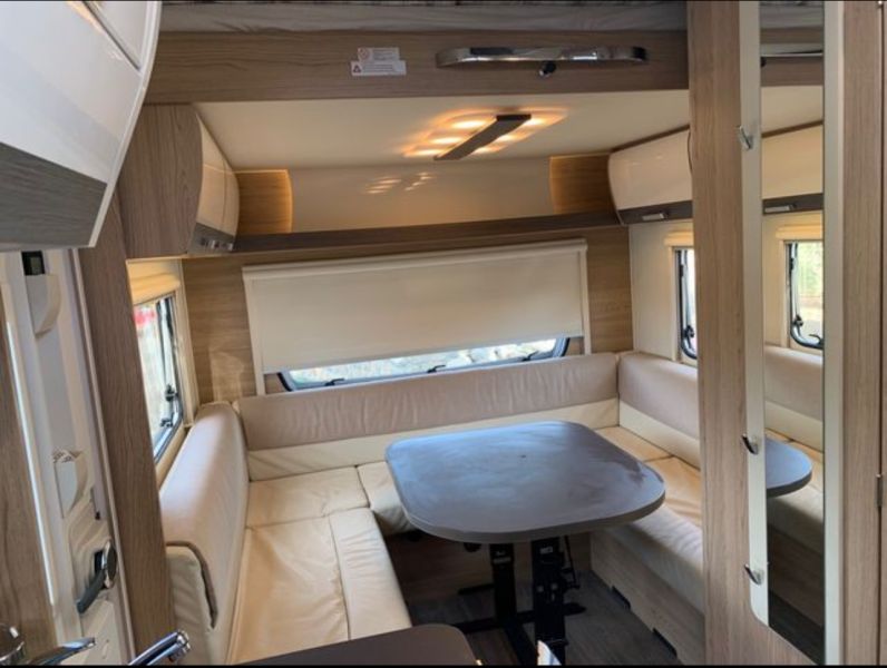 En venta Bürstner Averso plus 510 TK Blanco 2018 Barcelona foto 8