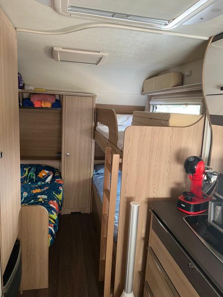 En venta Bürstner Averso plus 510 TK Blanco 2018 Barcelona foto 10