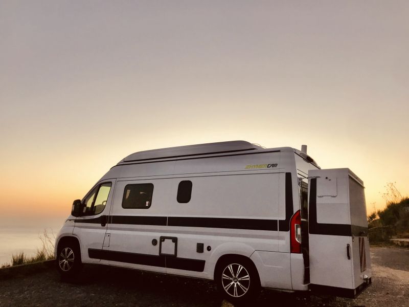 En venta Hymer / Eriba / Hymercar Grand Canyon Blanco 2018 Cantabria foto 1