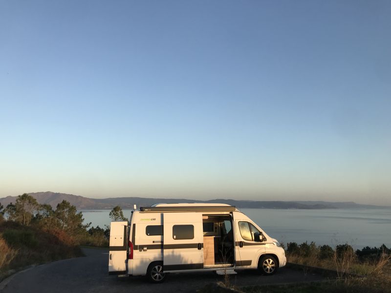 En venta Hymer / Eriba / Hymercar Grand Canyon Blanco 2018 Cantabria foto 2