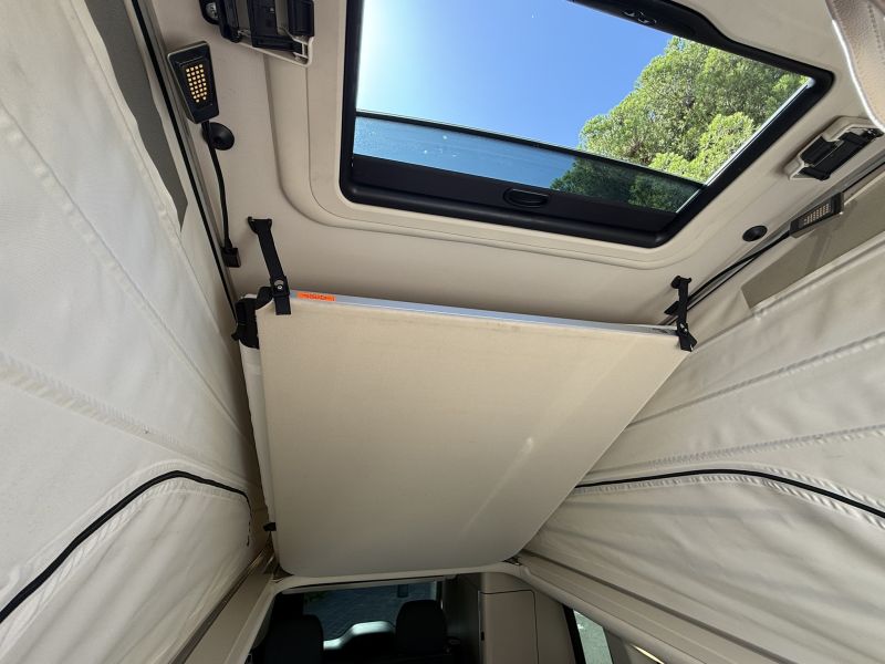 En venta Mercedes-Benz Clase V 250d Marco Polo Blanco 2023 Barcelona foto 15