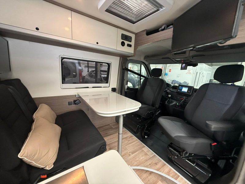 En venta Renault Master L3H2 180cv Blanco 2024 Cádiz foto 12