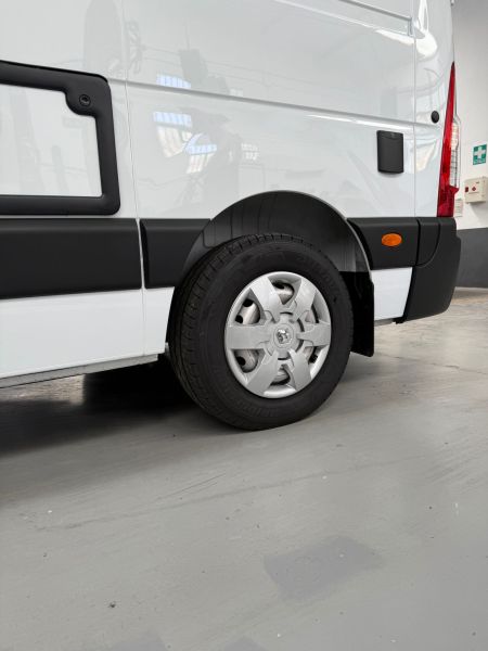 En venta Renault Master L3H2 180cv Blanco 2024 Cádiz foto 33