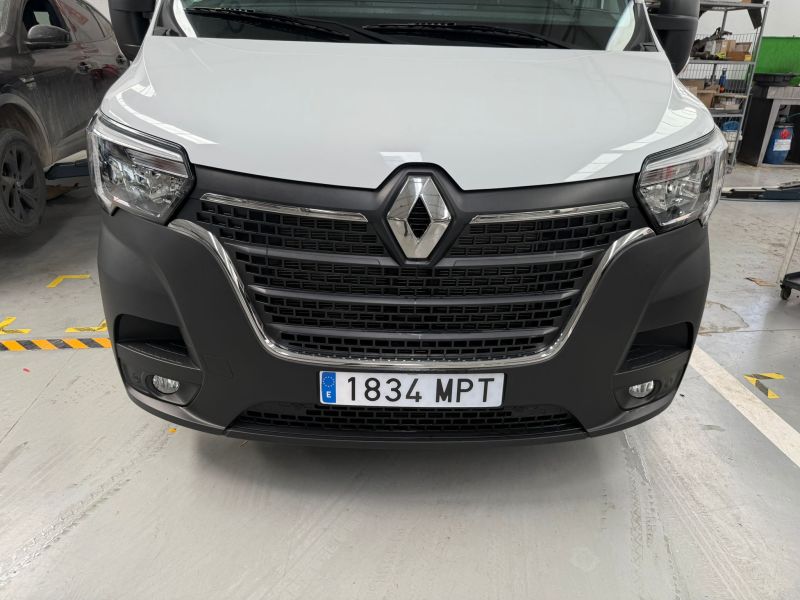En venta Renault Master L3H2 180cv Blanco 2024 Cádiz foto 39