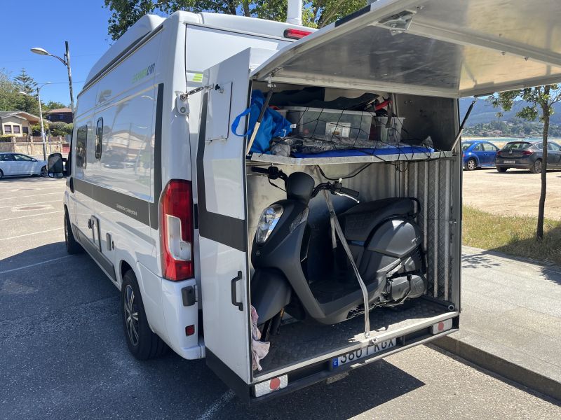 En venta Hymer / Eriba / Hymercar Grand Canyon Blanco 2018 Cantabria foto 4