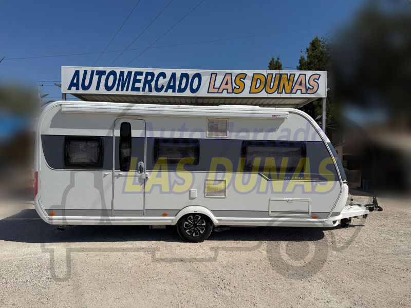 En venta Hobby de luxe Edition 495 Blanco 2017 Alicante foto 2