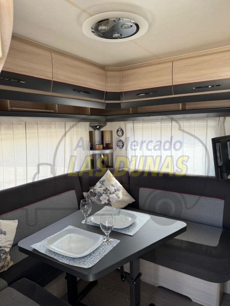 En venta Hobby de luxe Edition 495 Blanco 2017 Alicante foto 7