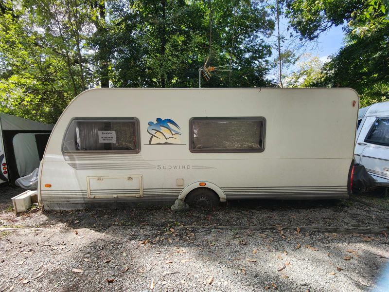 En venta Knaus Sudwind 550FQ TIPO 6604 Blanco 2007 Girona foto 2
