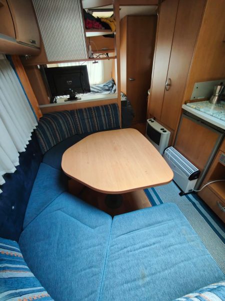 En venta Knaus Sudwind 550FQ TIPO 6604 Blanco 2007 Girona foto 6