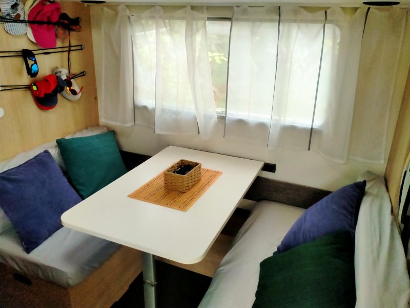 En venta Adria Aviva 522pt Blanco 2019 Valencia foto 2