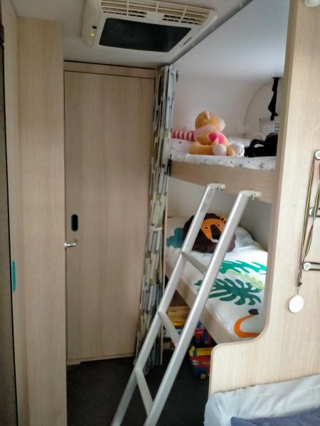 En venta Adria Aviva 522pt Blanco 2019 Valencia foto 3