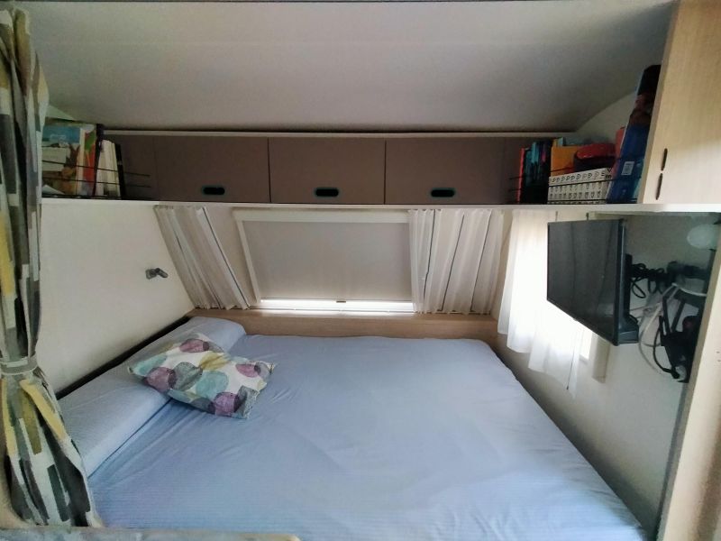 En venta Adria Aviva 522pt Blanco 2019 Valencia foto 6