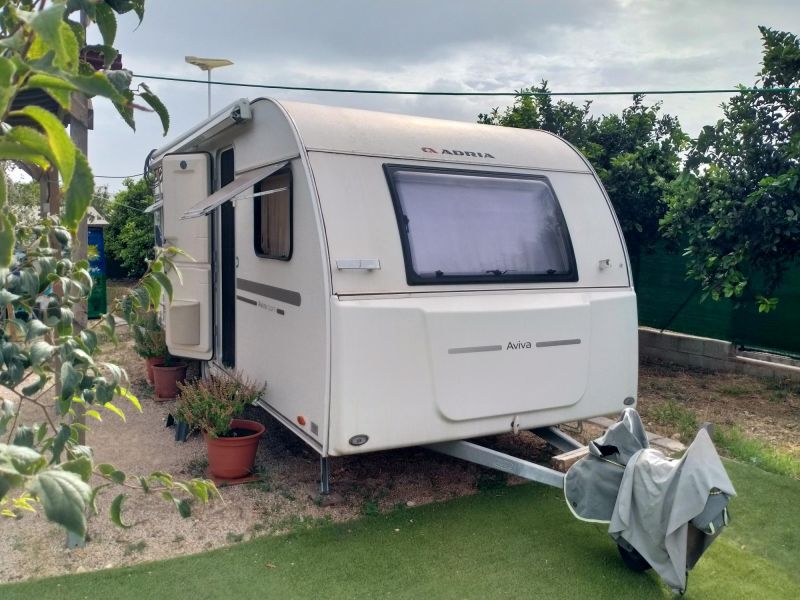 En venta Adria Aviva 522pt Blanco 2019 Valencia foto 9