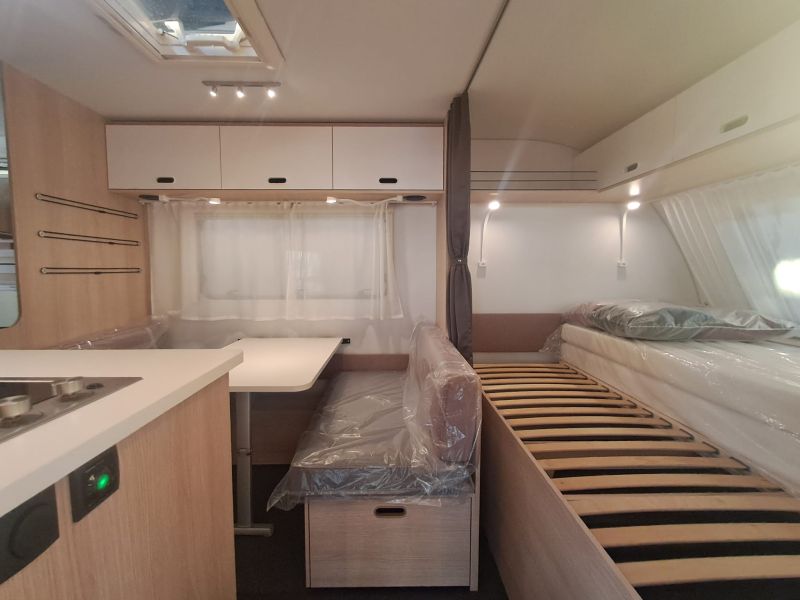 En venta Adria Adria Aviva 522 PT Aire Acondicionado Blanco 2025 Barcelona foto 5