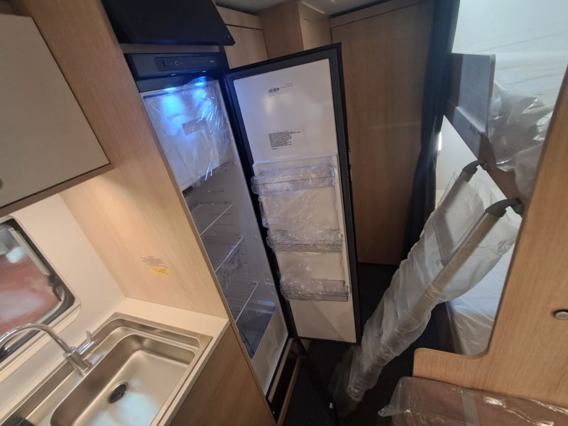 En venta Adria Adria Aviva 522 PT Aire Acondicionado Blanco 2025 Barcelona foto 15