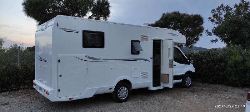 En venta Continental 650XT Blanco 2021 Valencia foto 2