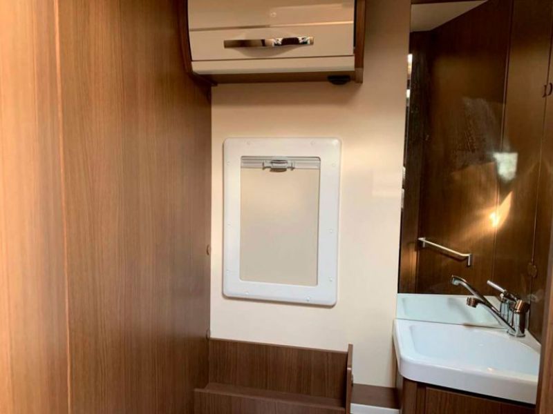 En venta Continental 650XT Blanco 2021 Valencia foto 9