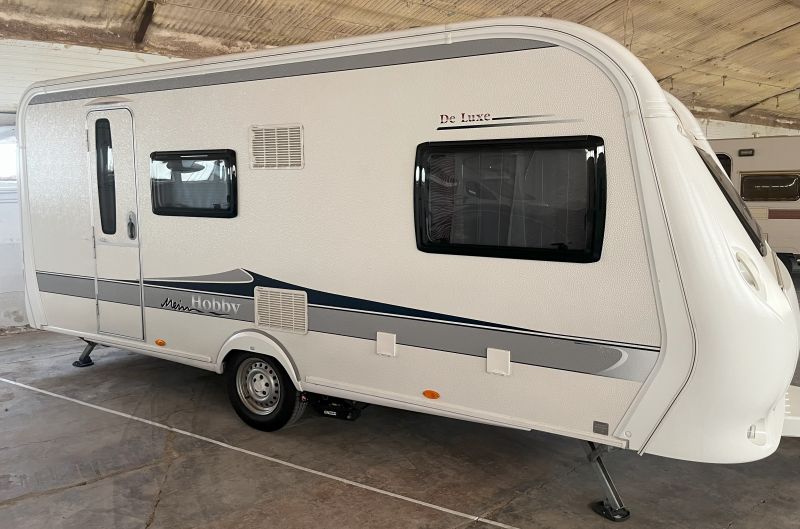 En venta Hobby 490 KMF Luxe Blanco 2014 Madrid foto 3