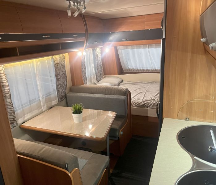 En venta Hobby 490 KMF Luxe Blanco 2014 Madrid foto 7