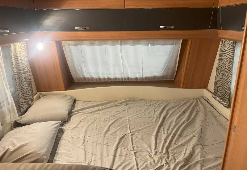 En venta Hobby 490 KMF Luxe Blanco 2014 Madrid foto 9