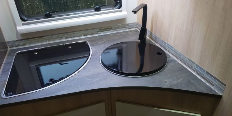 En venta Hobby Vendo PLA Happy 390.  Blanco 2020 Vizcaya foto 3