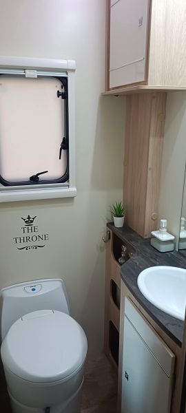 En venta Hobby Vendo PLA Happy 390.  Blanco 2020 Vizcaya foto 11