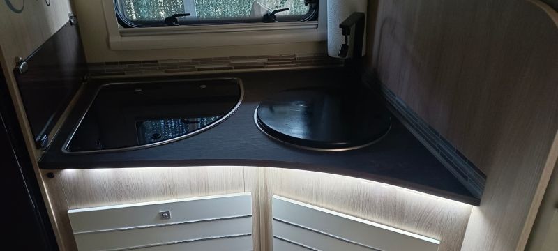 En venta Hobby Vendo PLA Happy 390.  Blanco 2020 Vizcaya foto 12