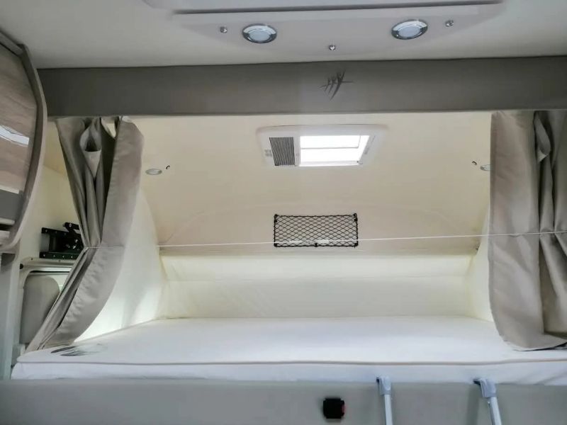 En venta Fiat Autocaravana Integral RAPIDO 8096 Blanco 2020 Huelva foto 8