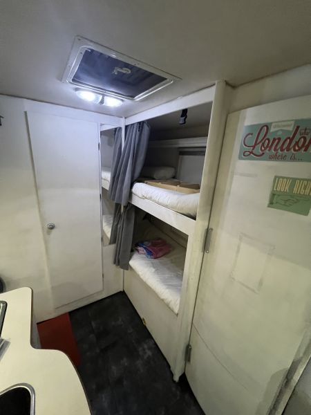 En venta Ford Bluecamp sky70 Blanco 2010 Badajoz foto 8