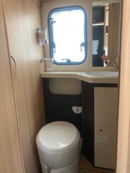 En venta McLouis GLAMYS 220 Blanco 2023 Barcelona foto 5