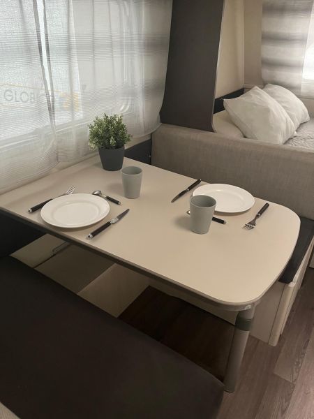 En venta Caravelair Family 486 Blanco 2018 Valladolid foto 5