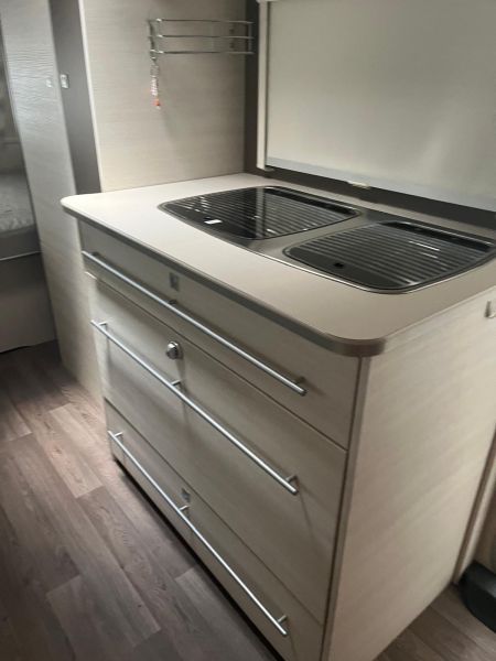 En venta Caravelair Family 486 Blanco 2018 Valladolid foto 9