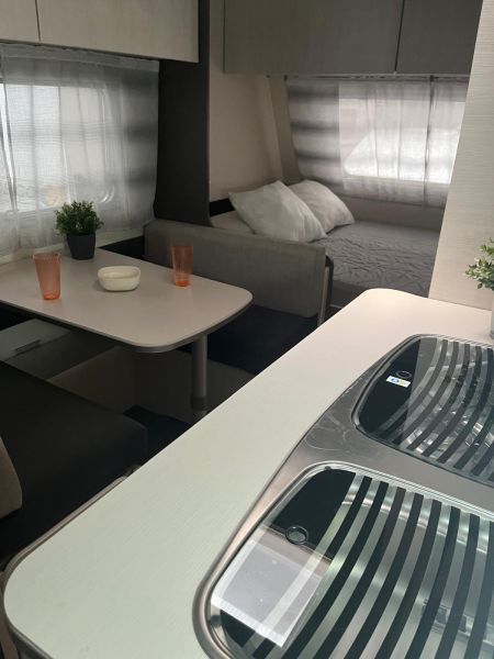 En venta Caravelair Family 486 Blanco 2018 Valladolid foto 15