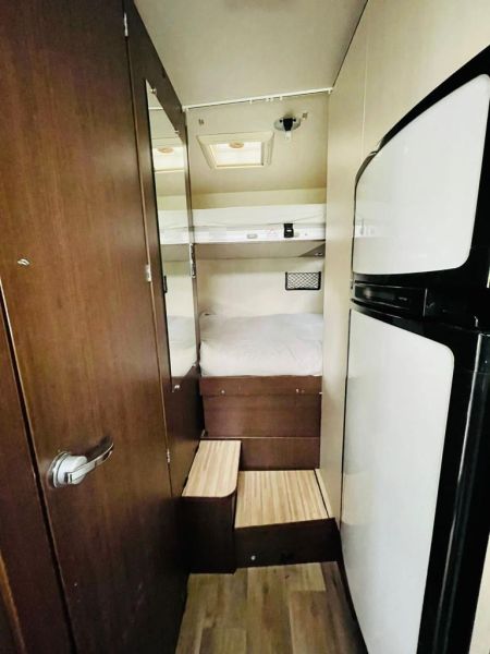En venta Benimar Mileo 243 Blanco 2014 Madrid foto 11
