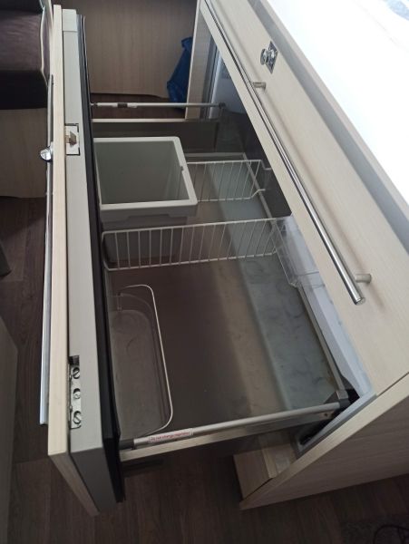 En venta Sterckeman STARLETT 470 PE KID´S Blanco 2018 Madrid foto 5