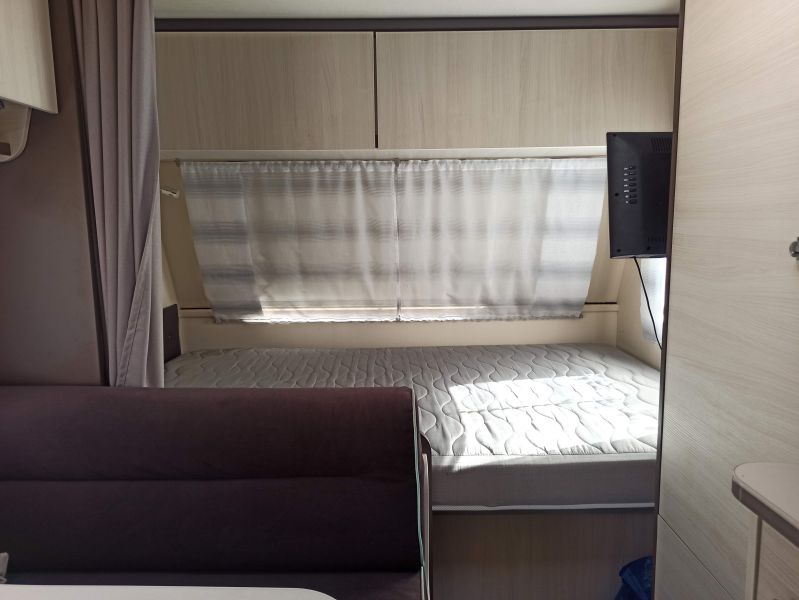 En venta Sterckeman STARLETT 470 PE KID´S Blanco 2018 Madrid foto 7